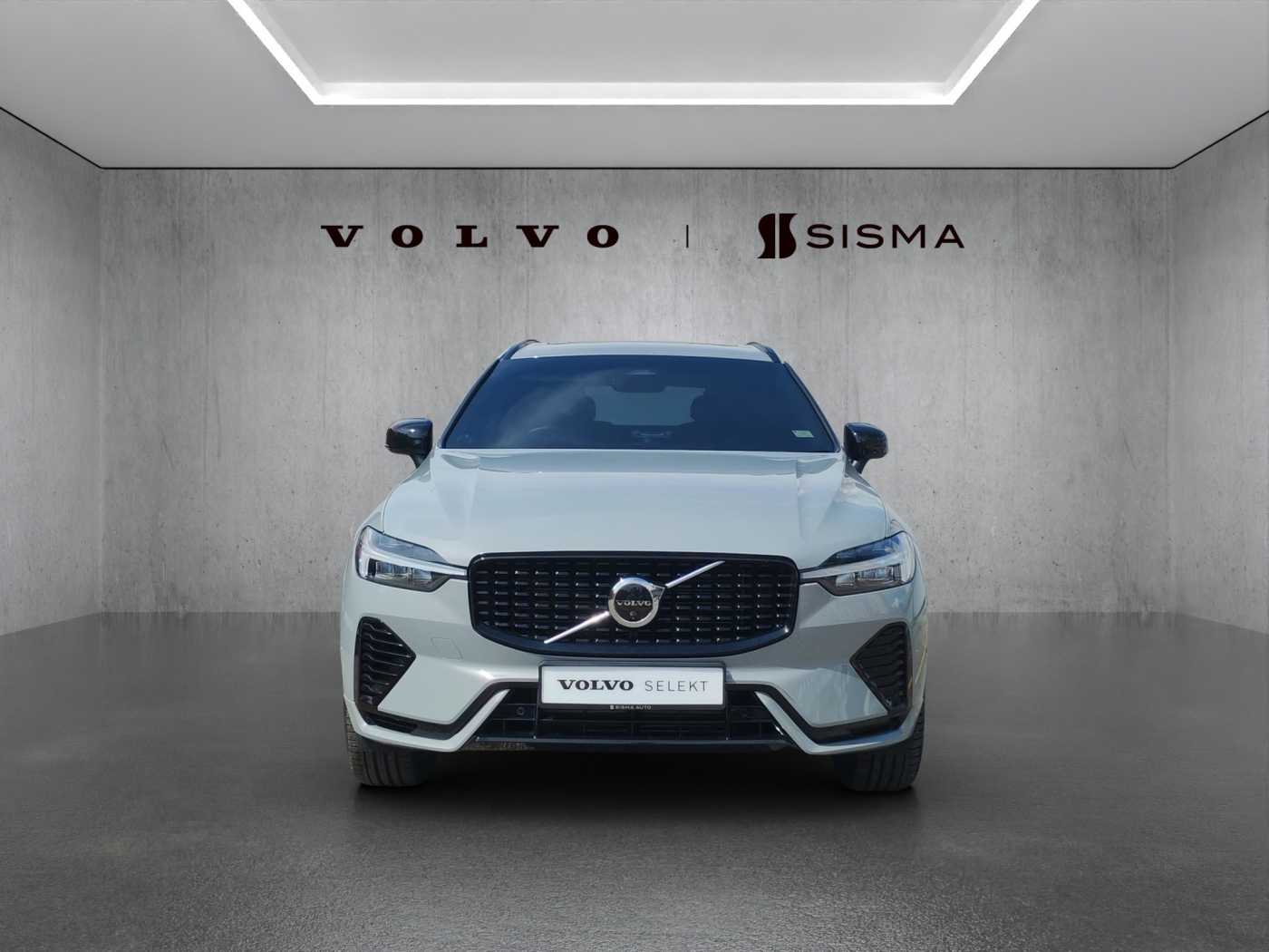 Volvo  XC60 Ultra, T8 AWD Plug-in hybrid, Electric/Petrol, Dark