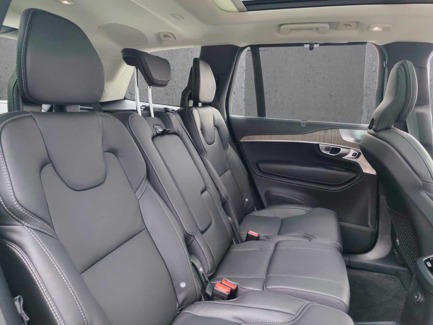 Volvo  XC90 Ultra Reskin, T8 AWD Plug-in hybrid, Electric/Petrol, Bright, 7 Seats