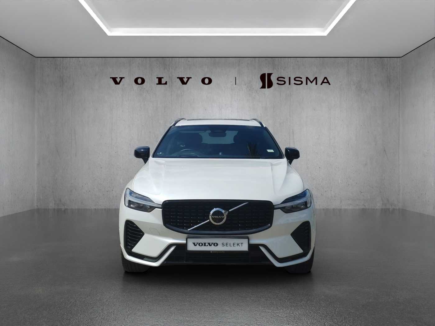 Volvo  XC60 Ultra, T8 AWD Plug-in hybrid, Electric/Petrol, Dark