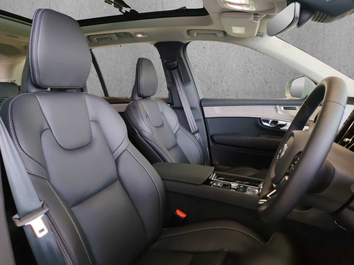 Volvo  XC90 Ultra, T8 AWD Plug-in hybrid, Electric/Petrol, Bright, 7 Seats