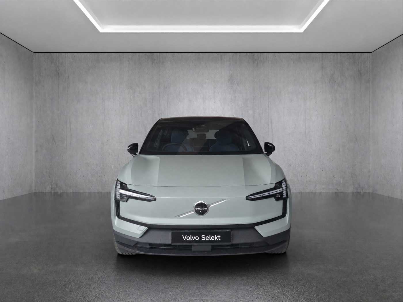 Volvo  EX30 Ultra, Single Motor Extended Range, Electric