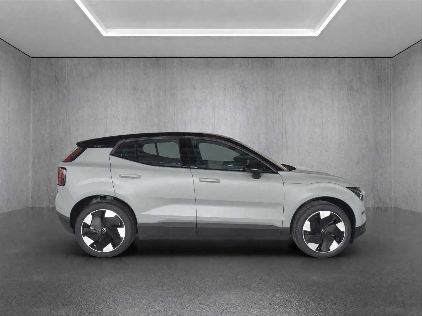 Volvo  EX30 Ultra, Single Motor Extended Range, Electric