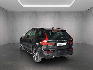 Volvo  XC60 Recharge Ultimate, T8 AWD Plug-in hybrid, Electric/Petrol, Dark