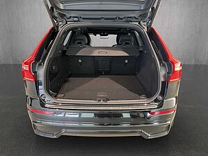 Volvo  XC60 Recharge Ultimate, T8 AWD Plug-in hybrid, Electric/Petrol, Dark