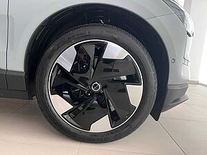 Volvo  EX30 Ultra, Single Motor Extended Range, Electric