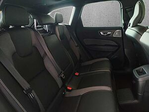 Volvo XC60 Ultra, T8 AWD Plug-in hybrid, Electric/Petrol, Dark