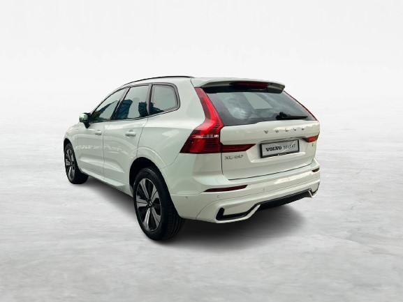 Volvo  XC60 Recharge Plus, T8 AWD Plug-in hybrid, Electric/Petrol, Dark