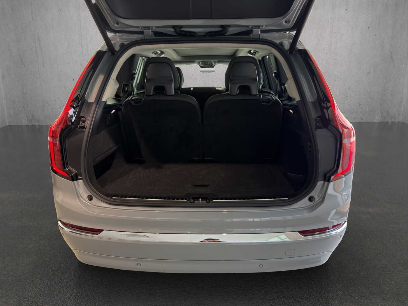 Volvo XC90 Ultra, T8 AWD Plug-in hybrid, Electric/Petrol, Bright, 7 Seats