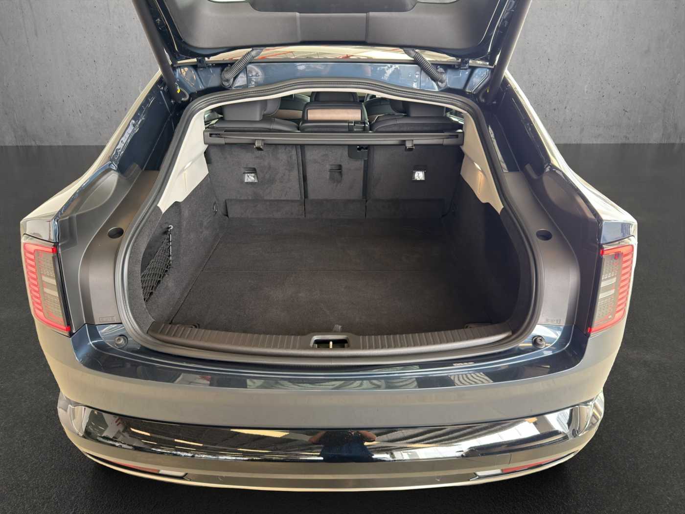 Volvo  ES90 Ultra, Single Motor Extended Range, Electric