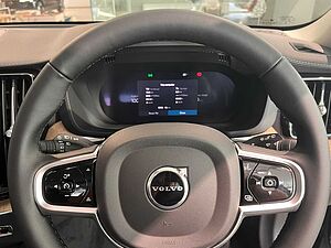 Volvo  XC60 Ultra, T8 AWD Plug-in hybrid, Electric/Petrol, Dark