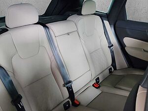 Volvo XC60 Ultra, T8 AWD Plug-in hybrid, Electric/Petrol, Dark